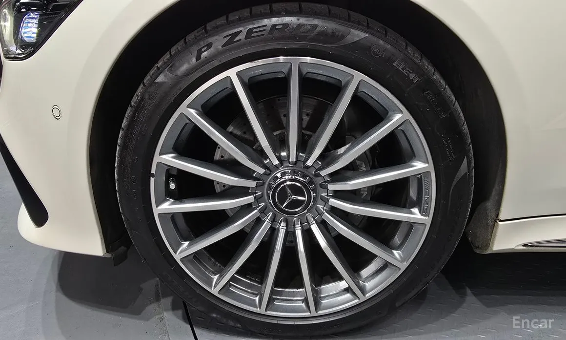 Фото 5 - Mercedes-Benz AMG GT