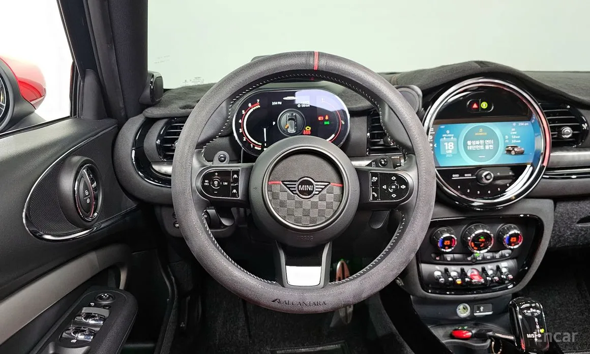 Фото 13 - Mini Clubman