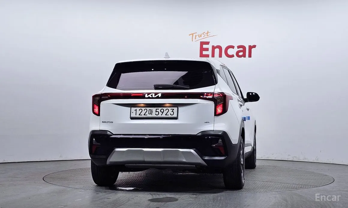 Фото 4 - Kia Seltos