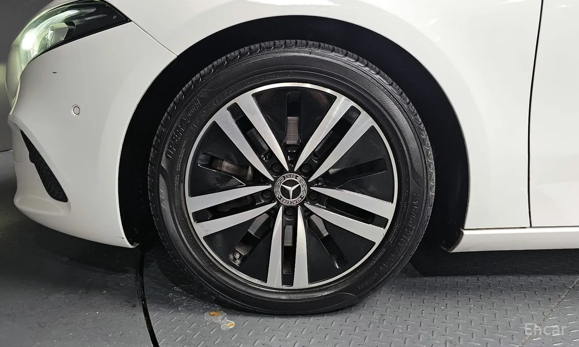 Фото 5 - Mercedes-Benz A-Class