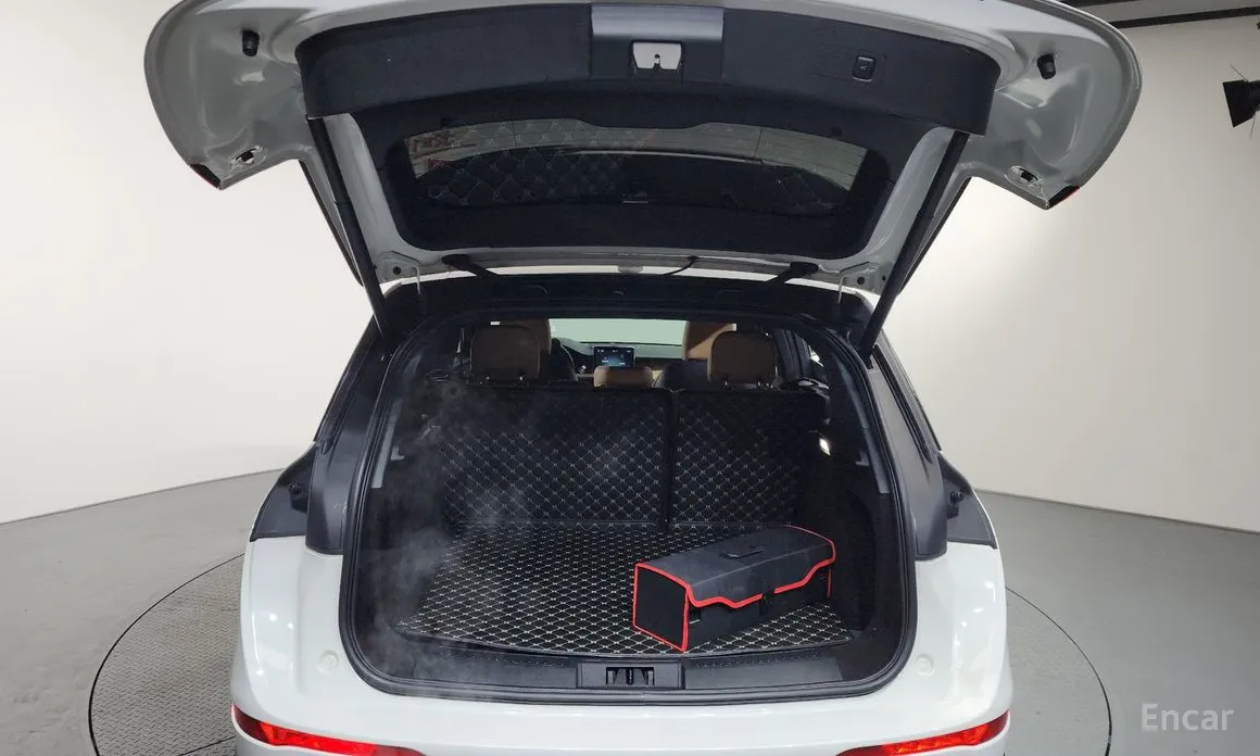 Фото 20 - Lincoln Corsair