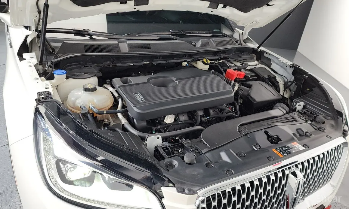 Фото 6 - Lincoln Corsair