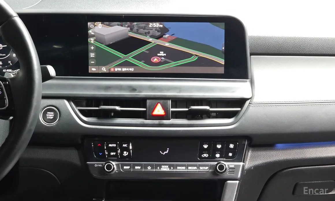 Фото 14 - Kia Seltos