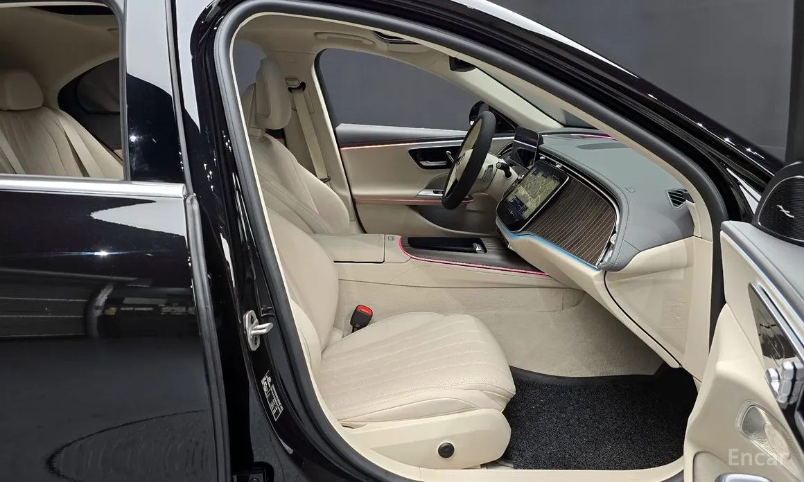 Фото 11 - Mercedes-Benz E-Class