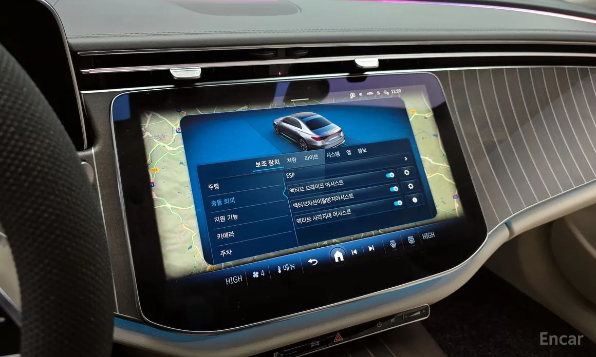 Фото 16 - Mercedes-Benz E-Class