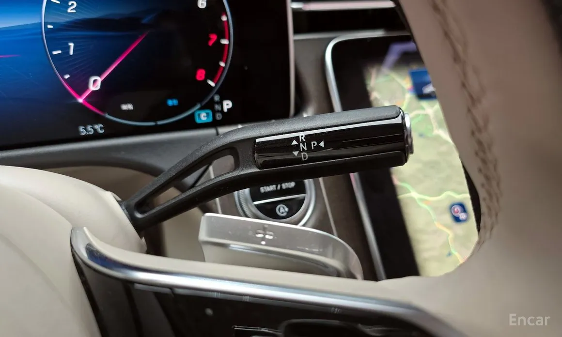 Фото 9 - Mercedes-Benz E-Class