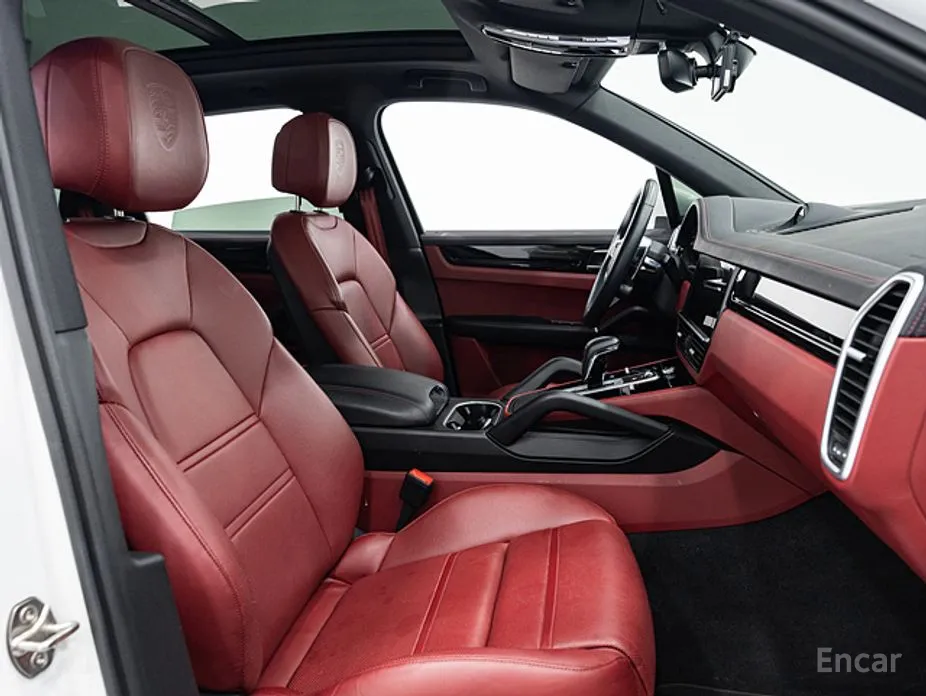 Фото 14 - Porsche Cayenne