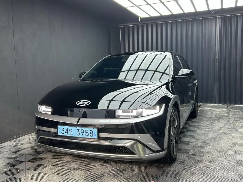 Фото 2 - Hyundai Ioniq 5