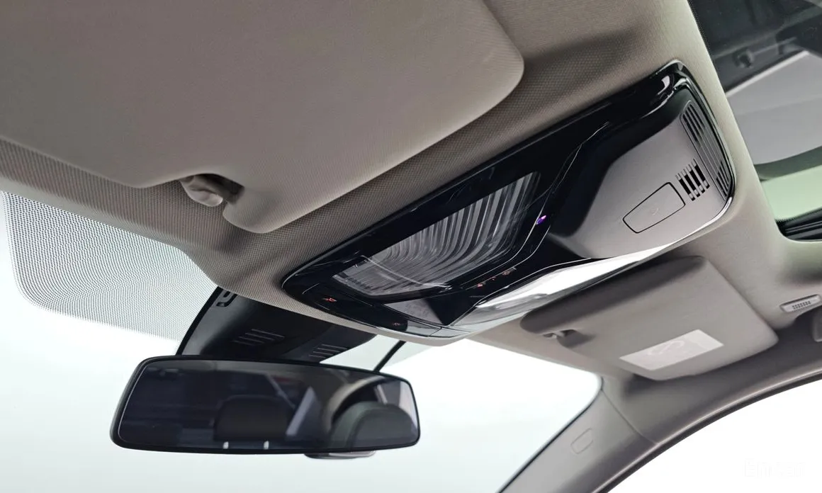 Фото 18 - BMW 3 Series