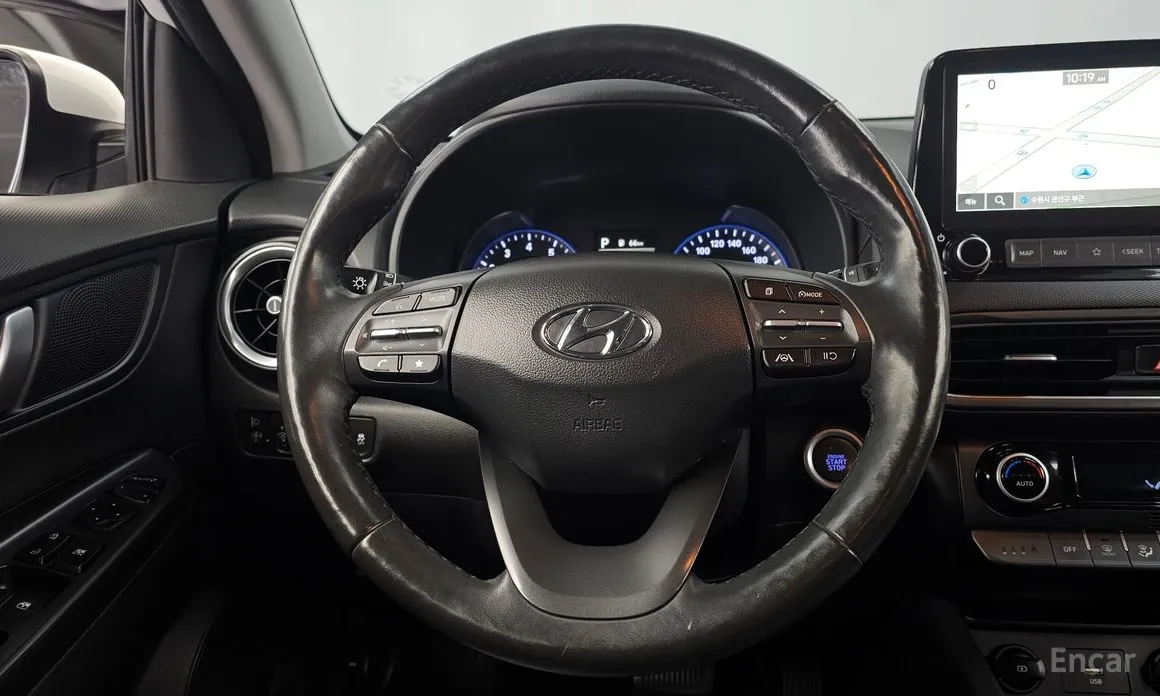 Фото 13 - Hyundai Kona