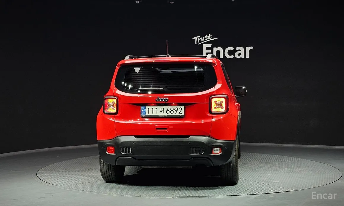 Фото 4 - Jeep Renegade
