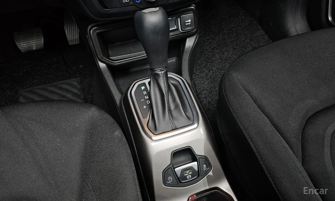 Фото 9 - Jeep Renegade