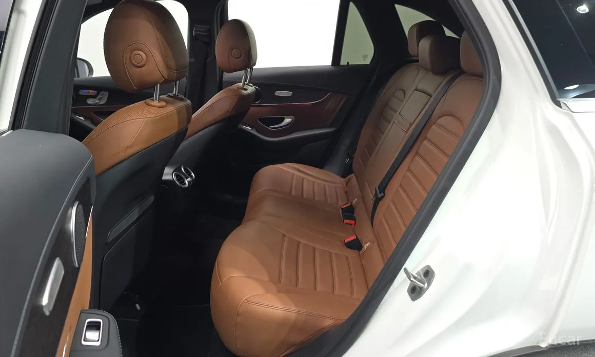 Фото 12 - Mercedes-Benz GLC-Class