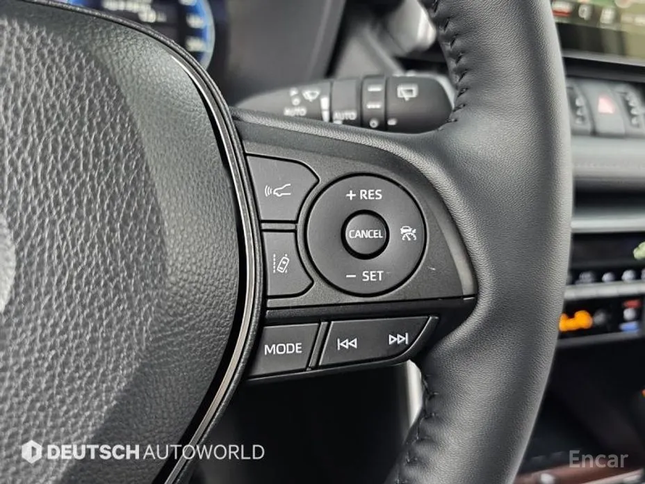 Фото 17 - Toyota RAV4