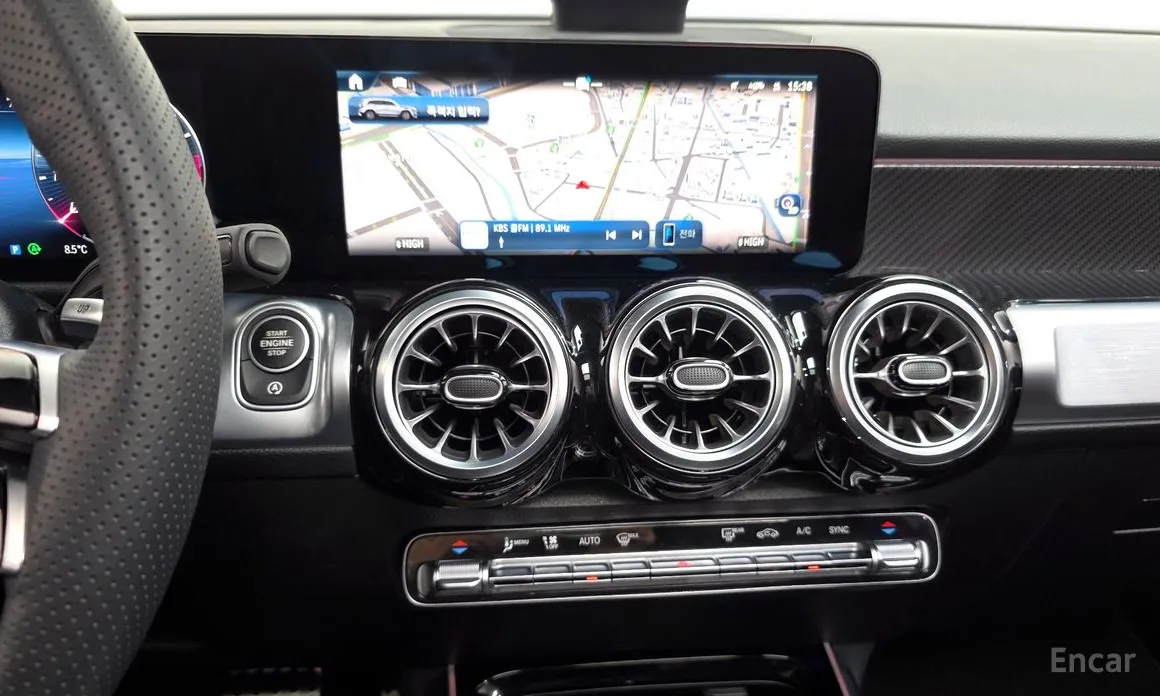 Фото 14 - Mercedes-Benz GLB-Class