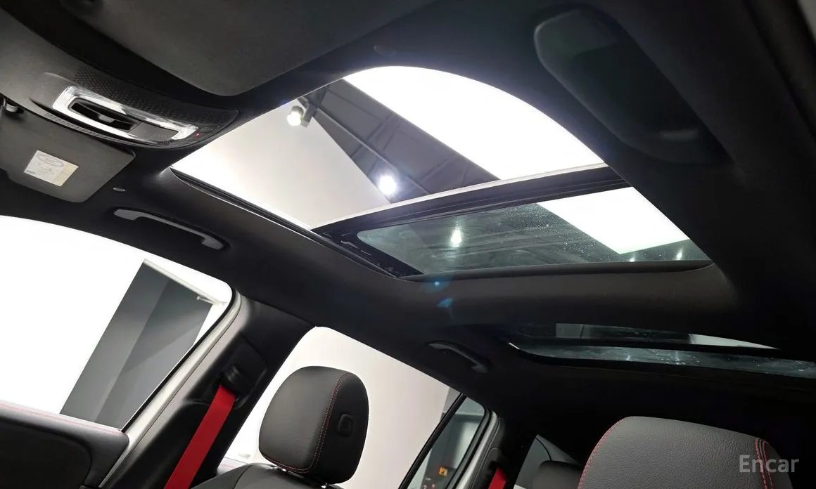 Фото 18 - Mercedes-Benz GLB-Class