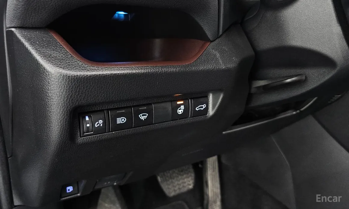 Фото 18 - Toyota RAV4