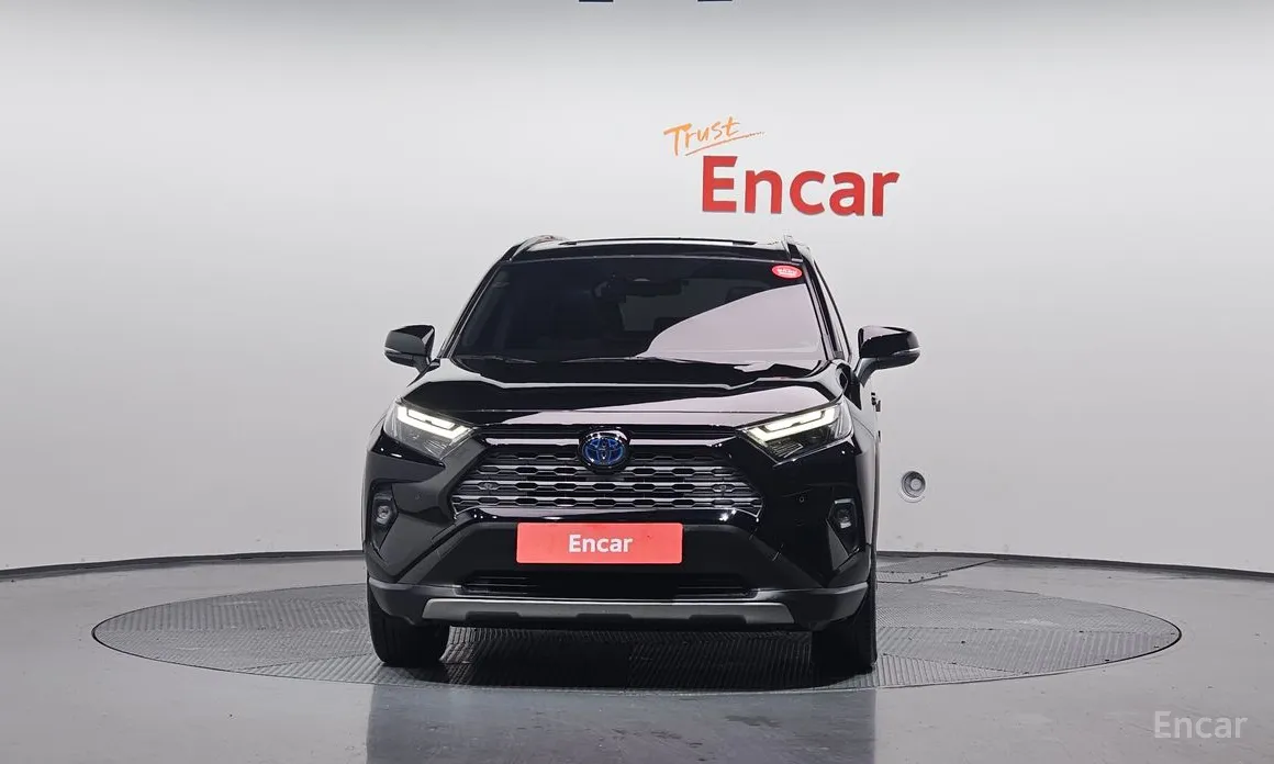 Фото 3 - Toyota RAV4