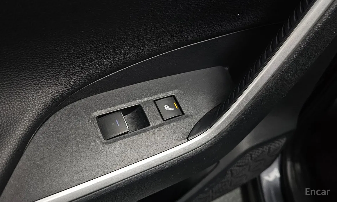 Фото 19 - Toyota RAV4