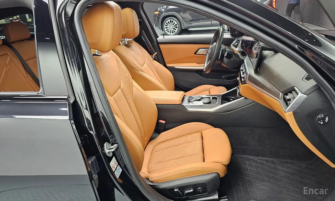 Фото 10 - BMW 3 Series