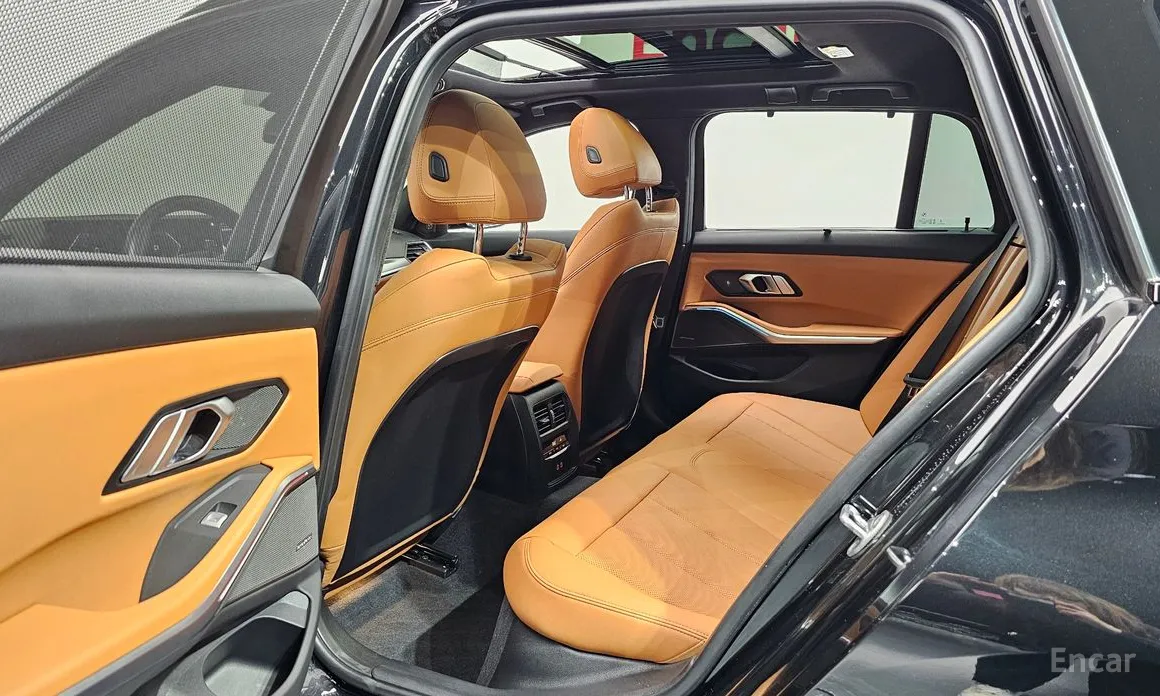 Фото 12 - BMW 3 Series