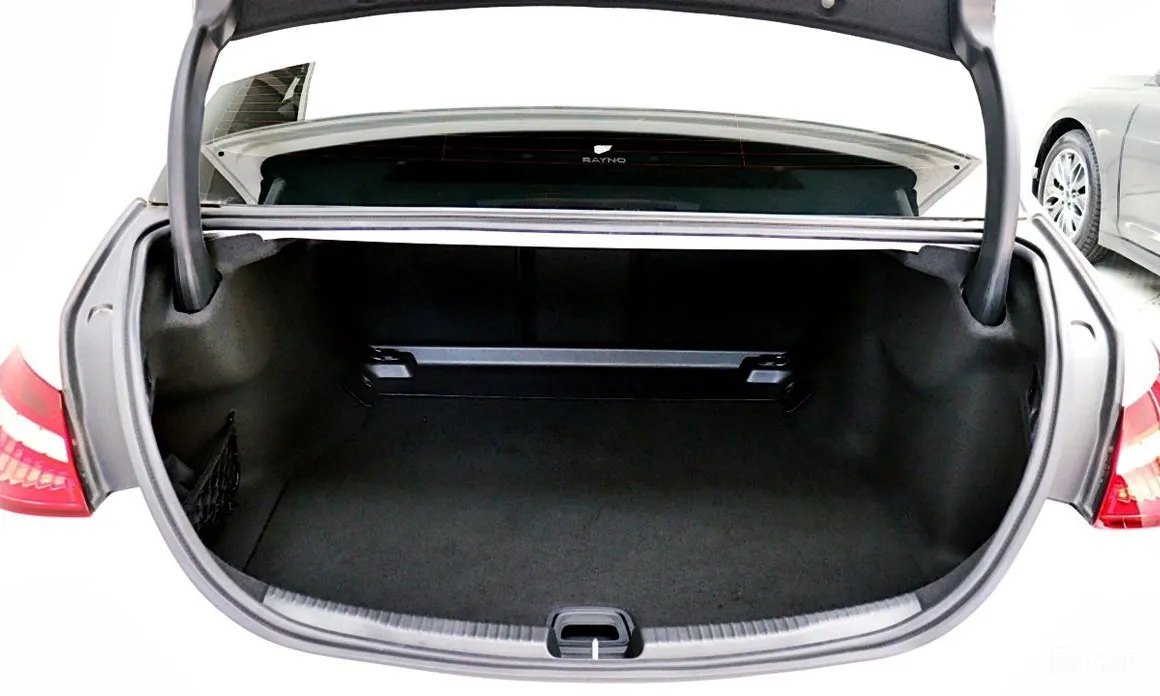 Фото 20 - Mercedes-Benz C-Class