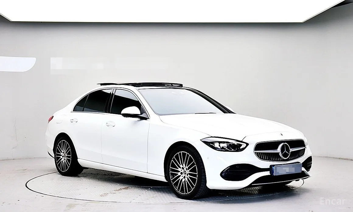 Фото 4 - Mercedes-Benz C-Class