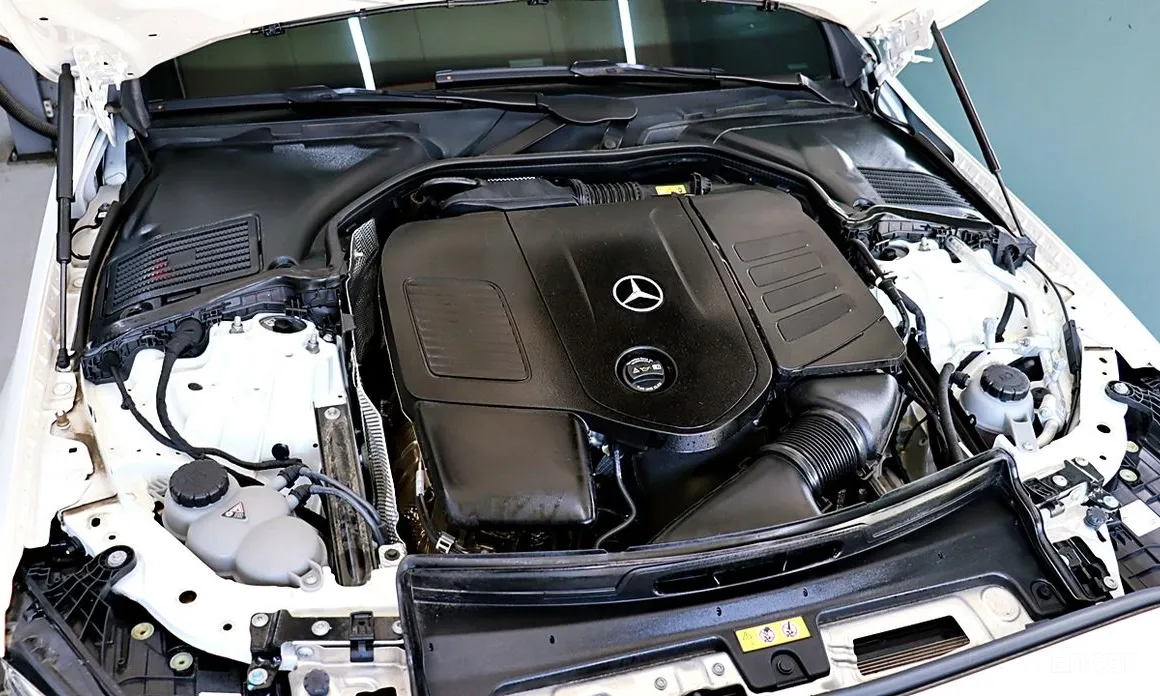 Фото 7 - Mercedes-Benz C-Class