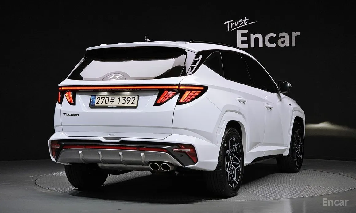 Photo 2 - Hyundai Tucson