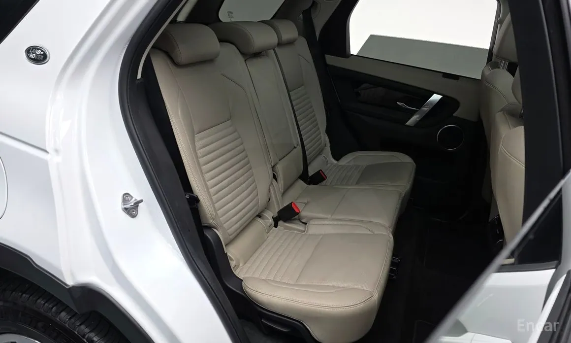 Фото 12 - Land Rover Discovery Sport