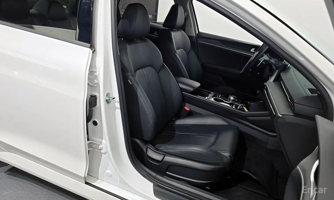 Фото 12 - Kia K5