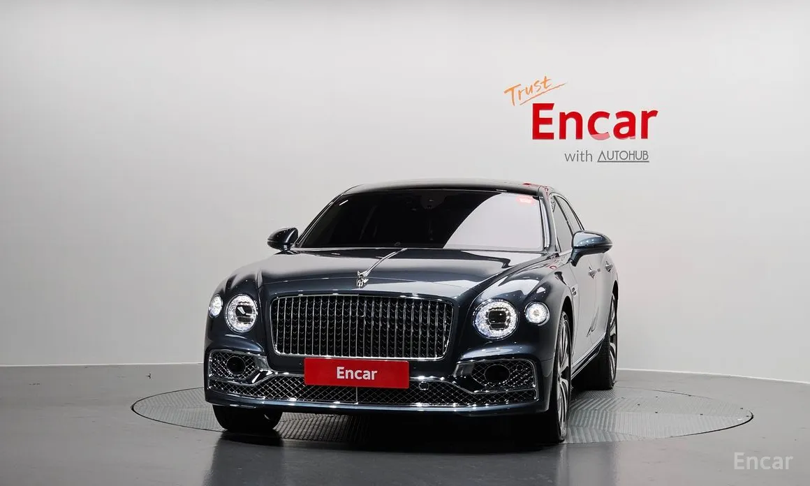 Фото 3 - Bentley Flying Spur