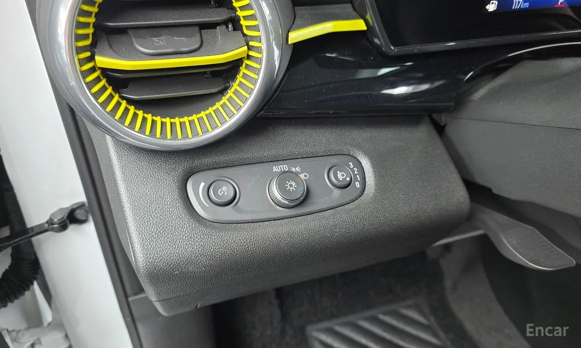 Фото 17 - Chevrolet Trax