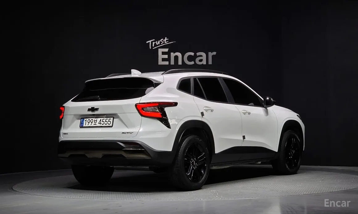 Фото 2 - Chevrolet Trax