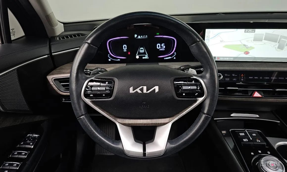 Фото 13 - Kia K8