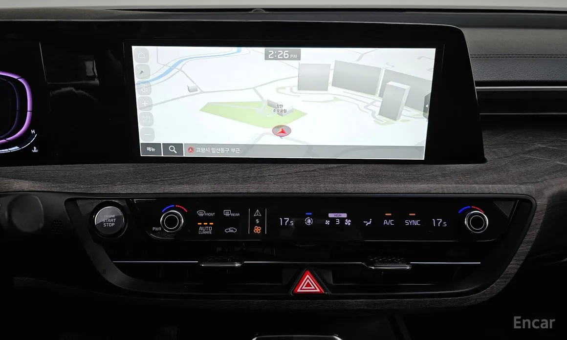 Фото 14 - Kia K8