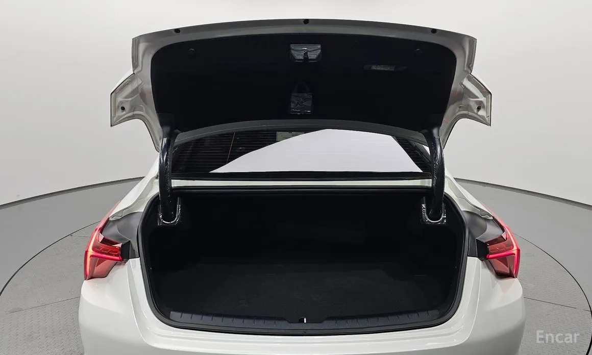 Фото 20 - Kia K8