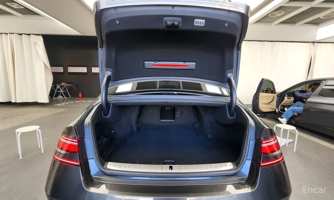 Фото 20 - Genesis G90