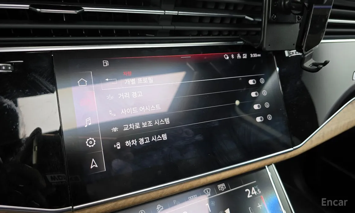 Фото 16 - Audi Q7