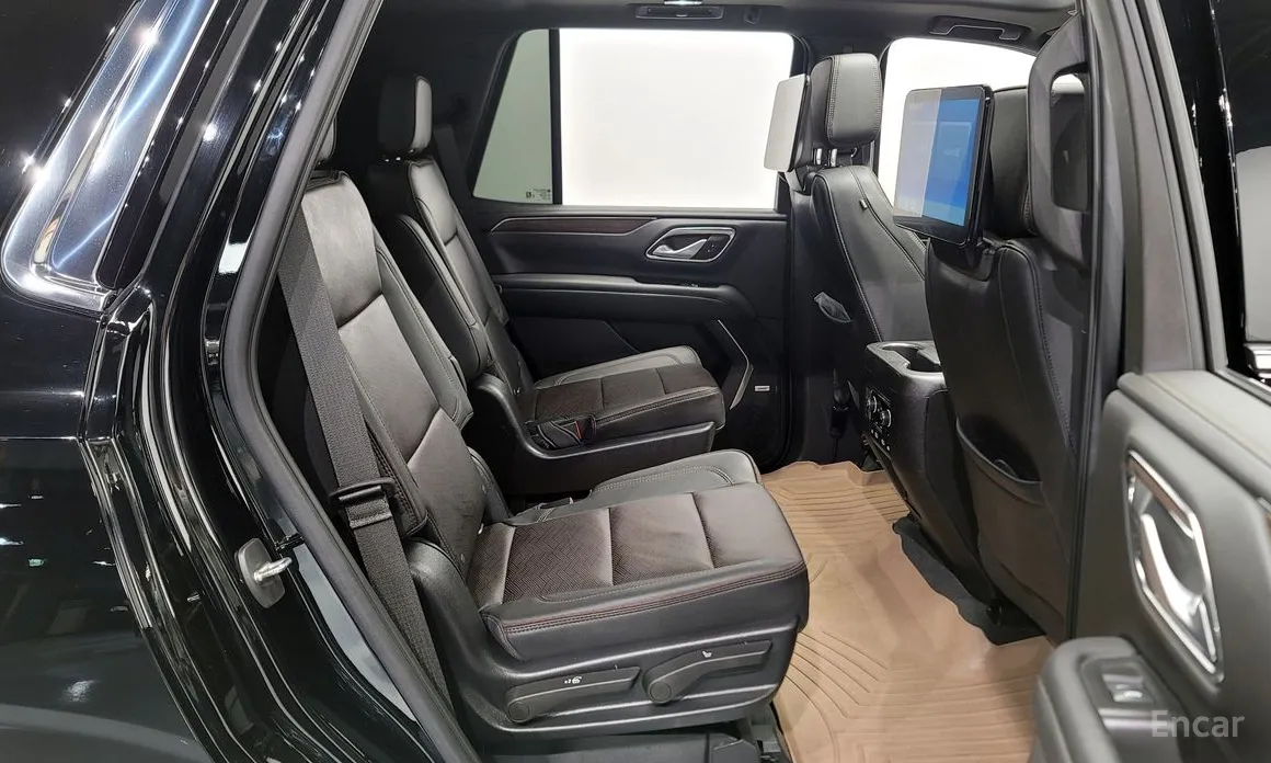 Фото 12 - Chevrolet Tahoe