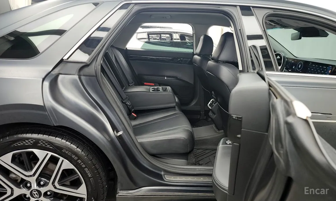 Фото 12 - Hyundai Grandeur