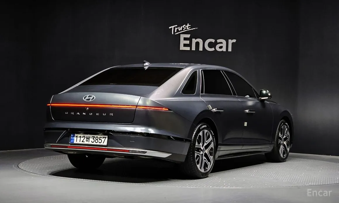 Фото 2 - Hyundai Grandeur