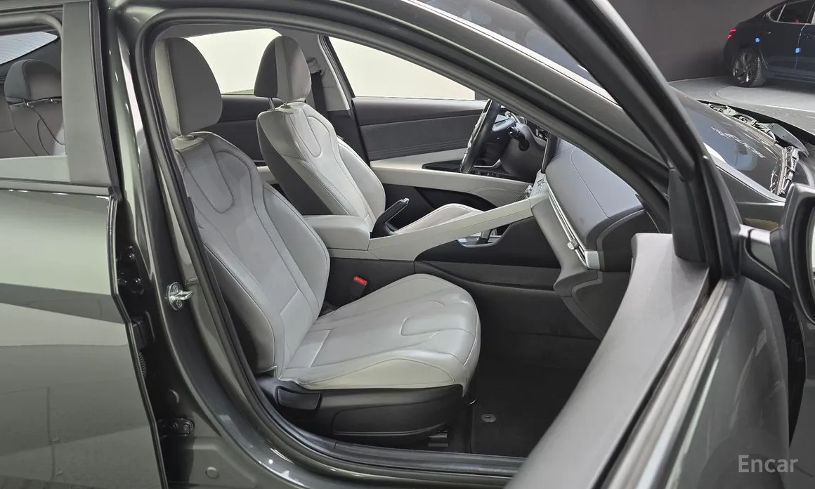 Фото 12 - Hyundai Avante