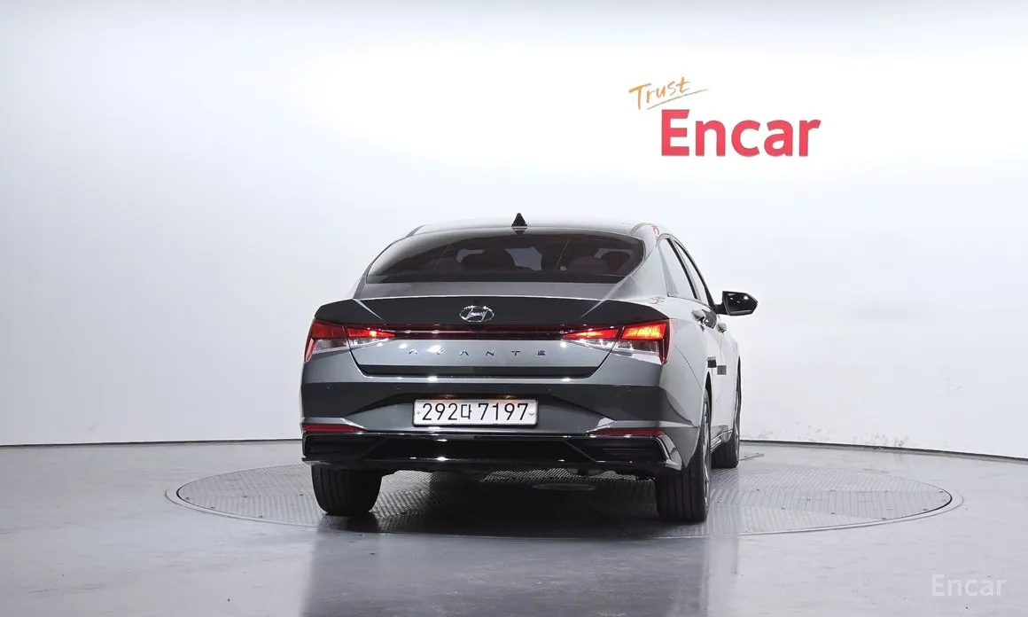 Фото 4 - Hyundai Avante