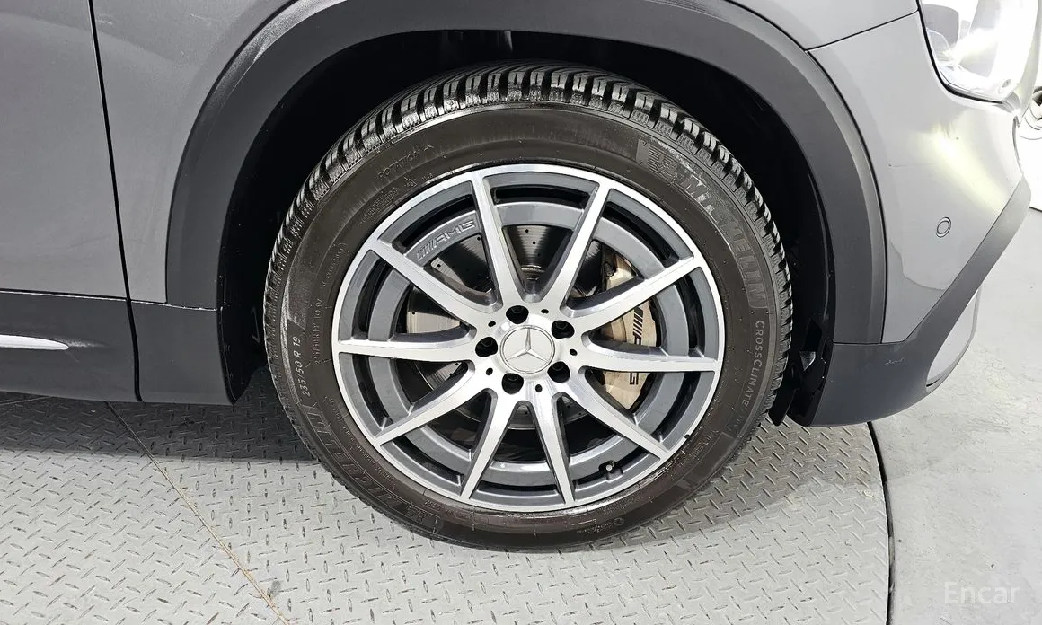 Фото 5 - Mercedes-Benz GLB-Class