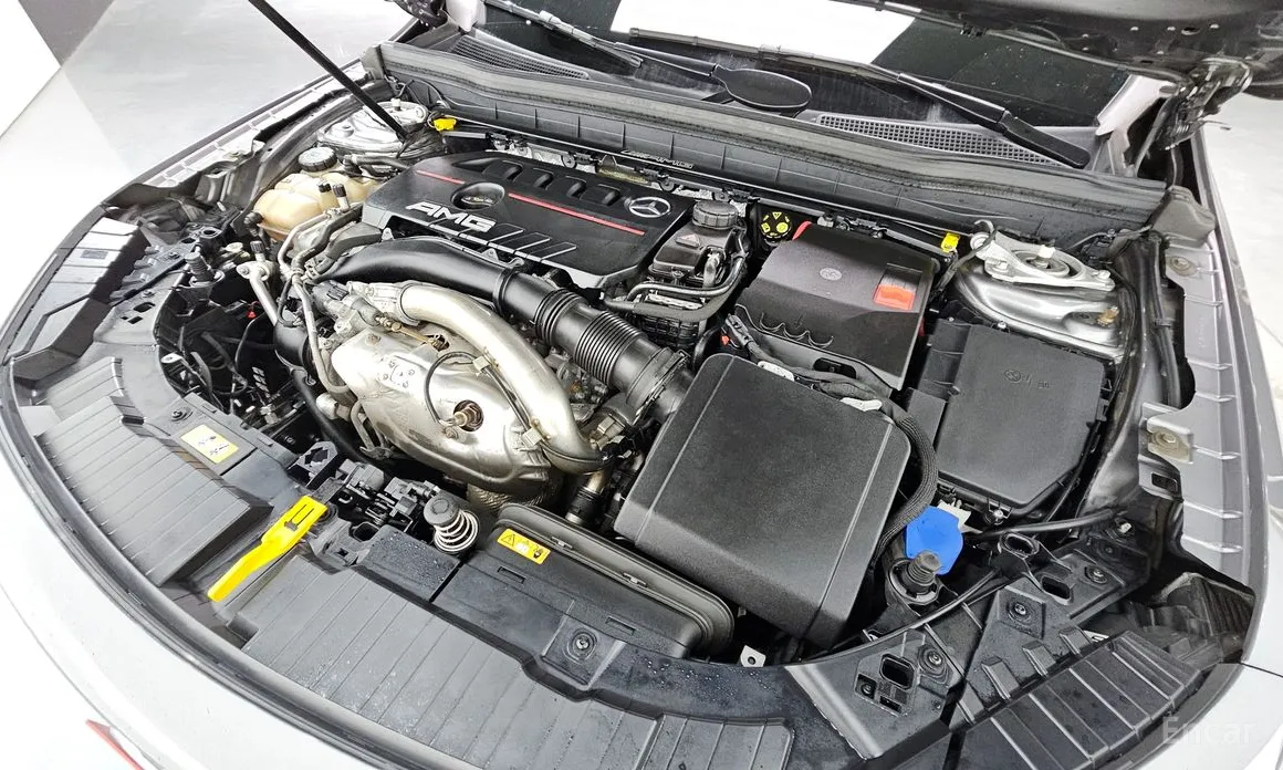 Фото 6 - Mercedes-Benz GLB-Class