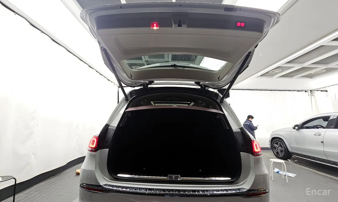 Фото 19 - Mercedes-Benz GLS-Class