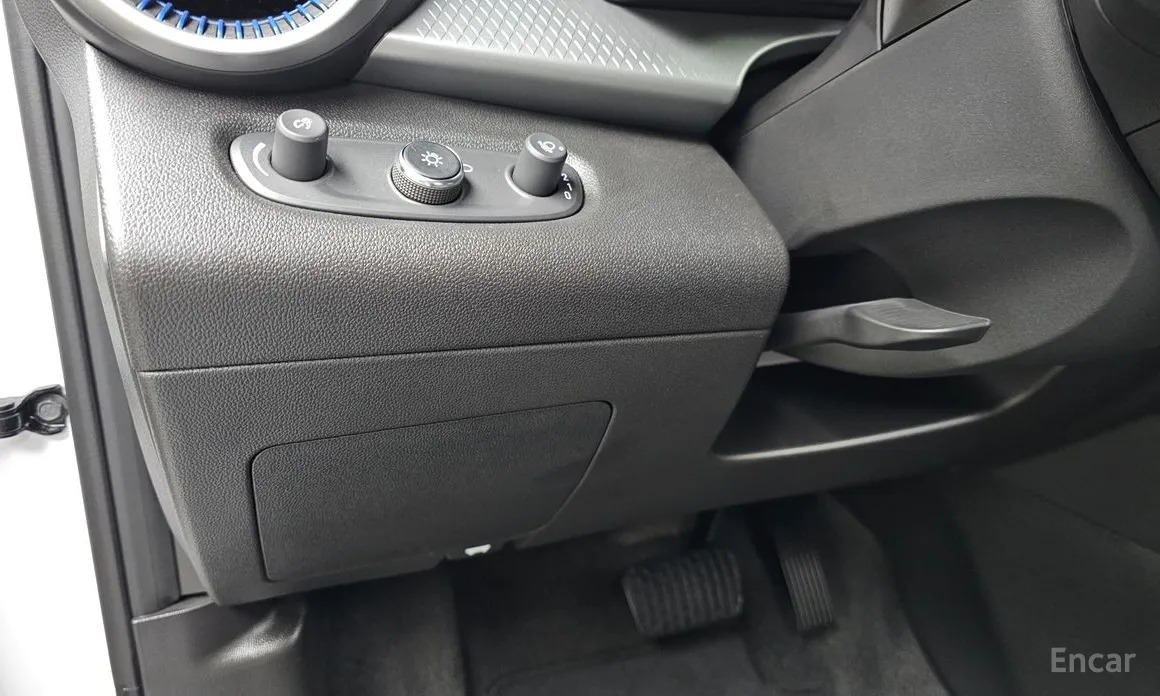 Photo 19 - Chevrolet Trax