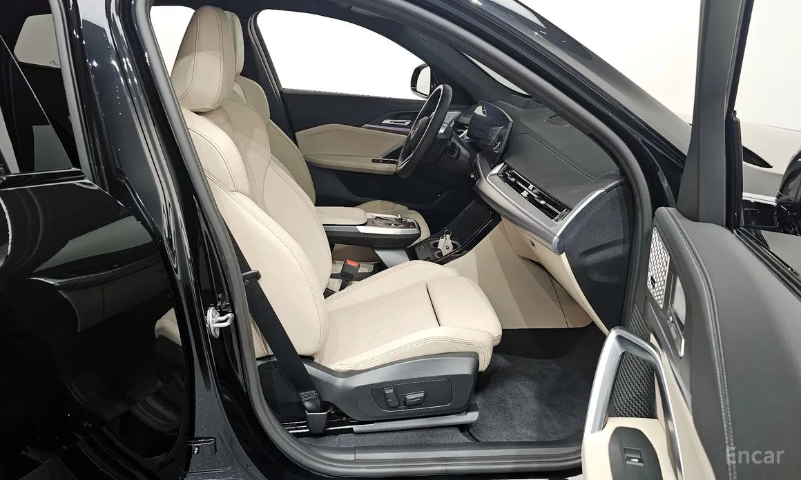 Фото 11 - BMW iX2