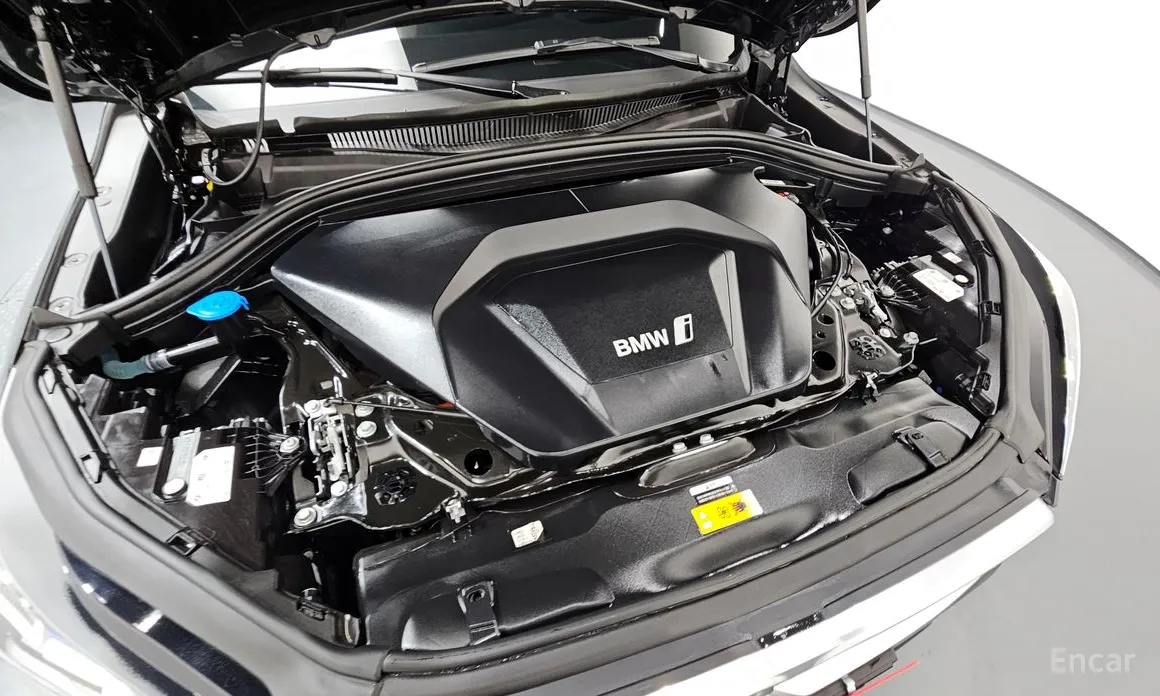 Фото 6 - BMW iX2